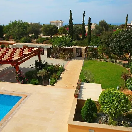 Вилла Aphrodite Hills Superior Villas Superior 0367 Air Conditioning 3 Bedrooms *